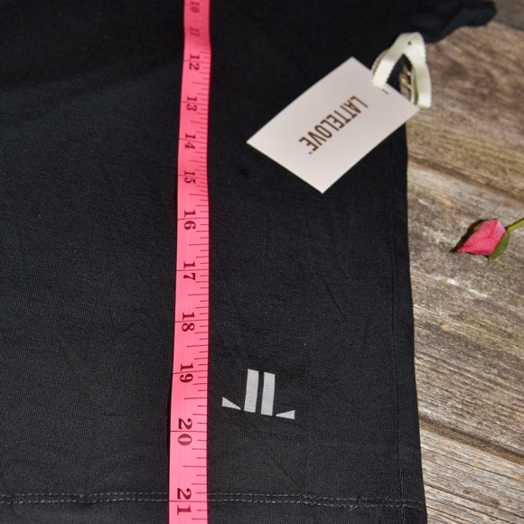 Lattelove Quality Oversized Boxy Black T Shirt size Large NWT - Picture 6 of 6